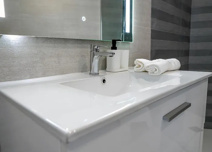 Stunning With Ocean View Nyaraló *